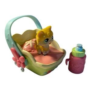 Littlest pet shop magic motion Persian cat with bed and bottle